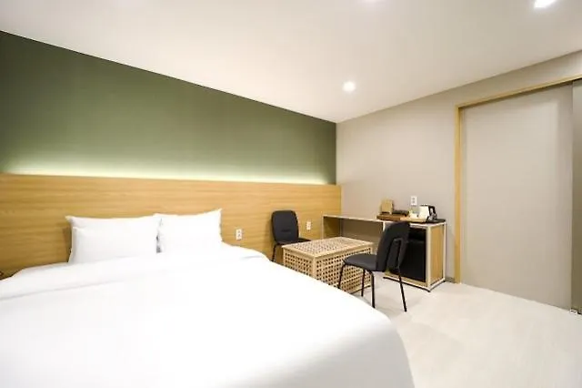 Gimhae Buwon-Dong Calmrest Motel