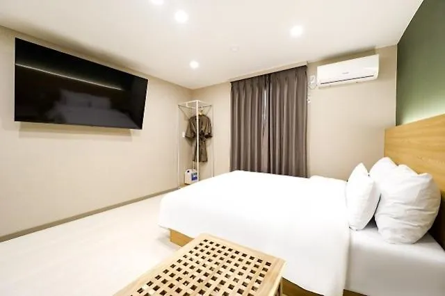 Gimhae Buwon-Dong Calmrest Motel 0*,